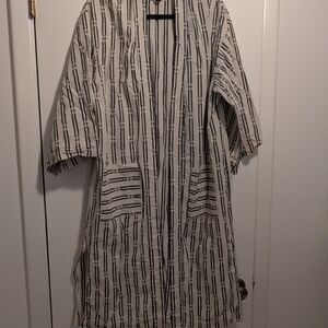 Universal Thread Black and White Striped Cape